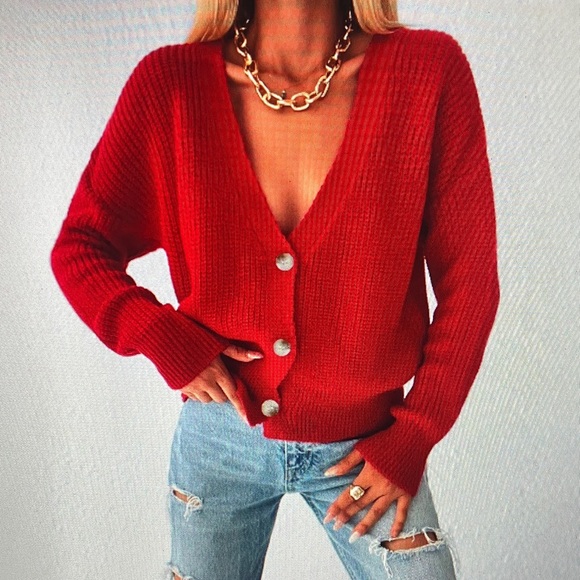 Tops - Chunky Knit V-Neck Button Front Cardigan in Vibrant Red